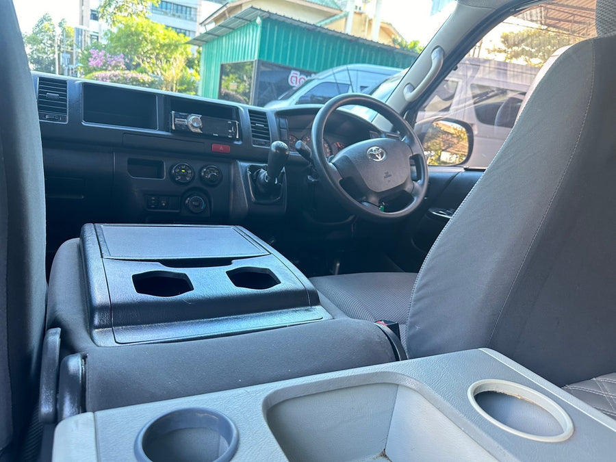 Toyota Commuter 3.0 MT ปี 2018 ราคา 739,000฿ ฮอ1481