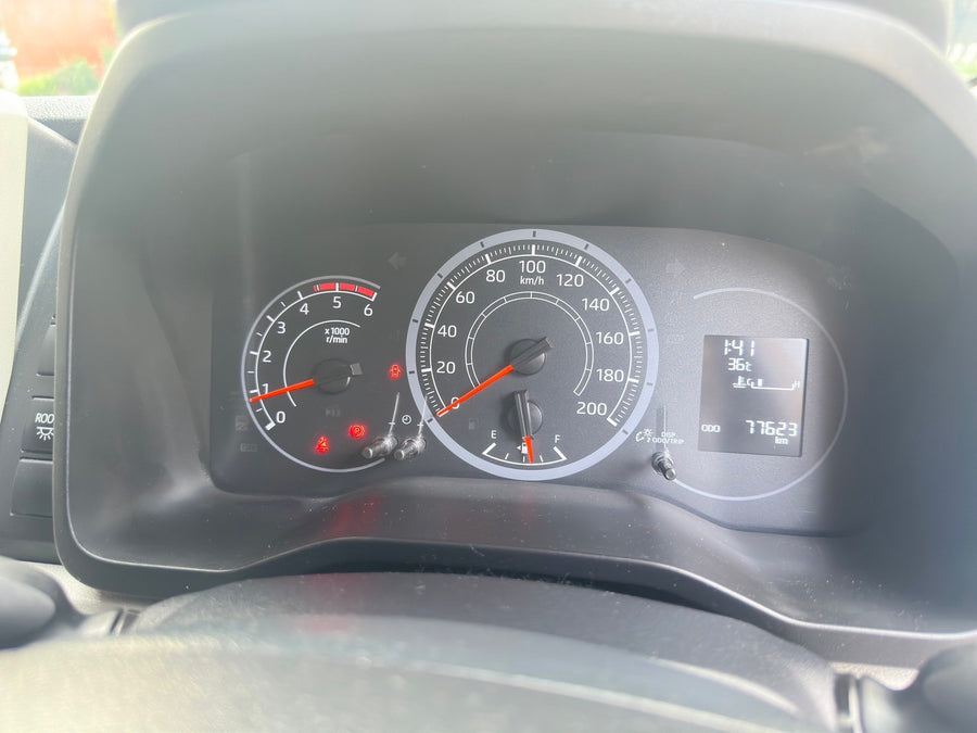 Toyata Hiace GL 2.8 MT 2020 เบาะ 9 ที่นั่ง  ขาย 759,000 ฿ 1นช2982 ขายแล้ว