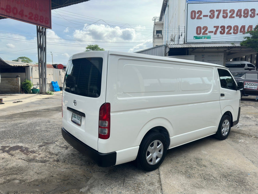 Toyota Hiace 3.0 MT 2019 (โม่งน้อย) ราคา 499,000฿ 2ฒผ 7825