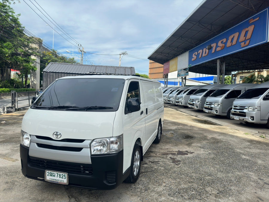 Toyota Hiace 3.0 MT 2019 (โม่งน้อย) ราคา 499,000฿ 2ฒผ 7825