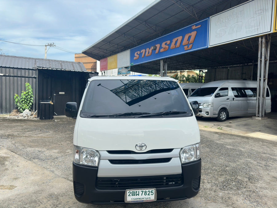Toyota Hiace 3.0 MT 2019 (โม่งน้อย) ราคา 499,000฿ 2ฒผ 7825