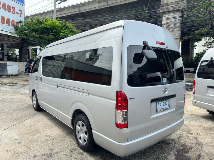 Toyota Commuter 3.0 MT 2018 ราคา 799,000฿ ฮง 200
