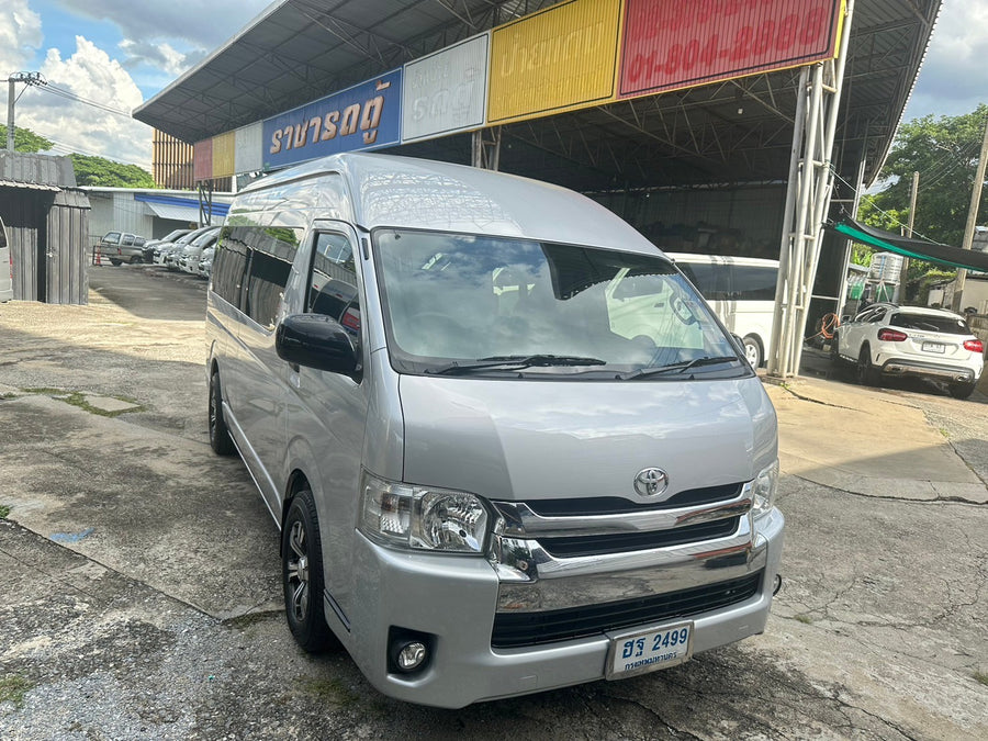 Toyota Commuter 3.0 Auto 2019 ราคา 839,000  ฮฐ 2499