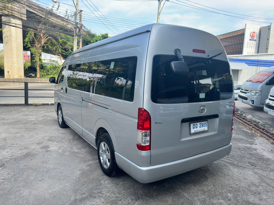 Toyota Commuter 3.0 MT 2018 ราคา 759,000 ฮอ2905