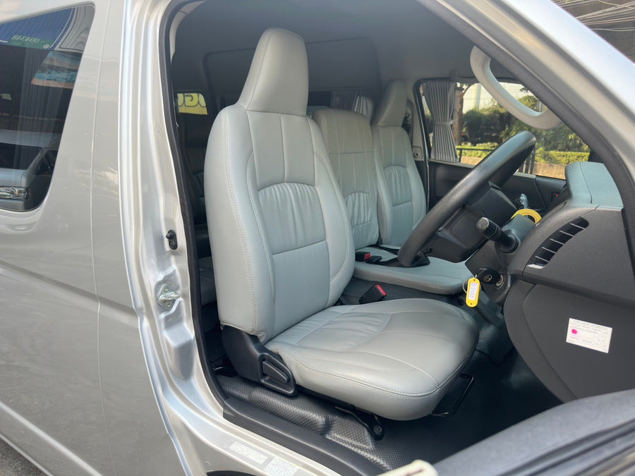 Toyota Commuter 3.0 MT 2018  ฮอ 2938   (ขายแล้ว)