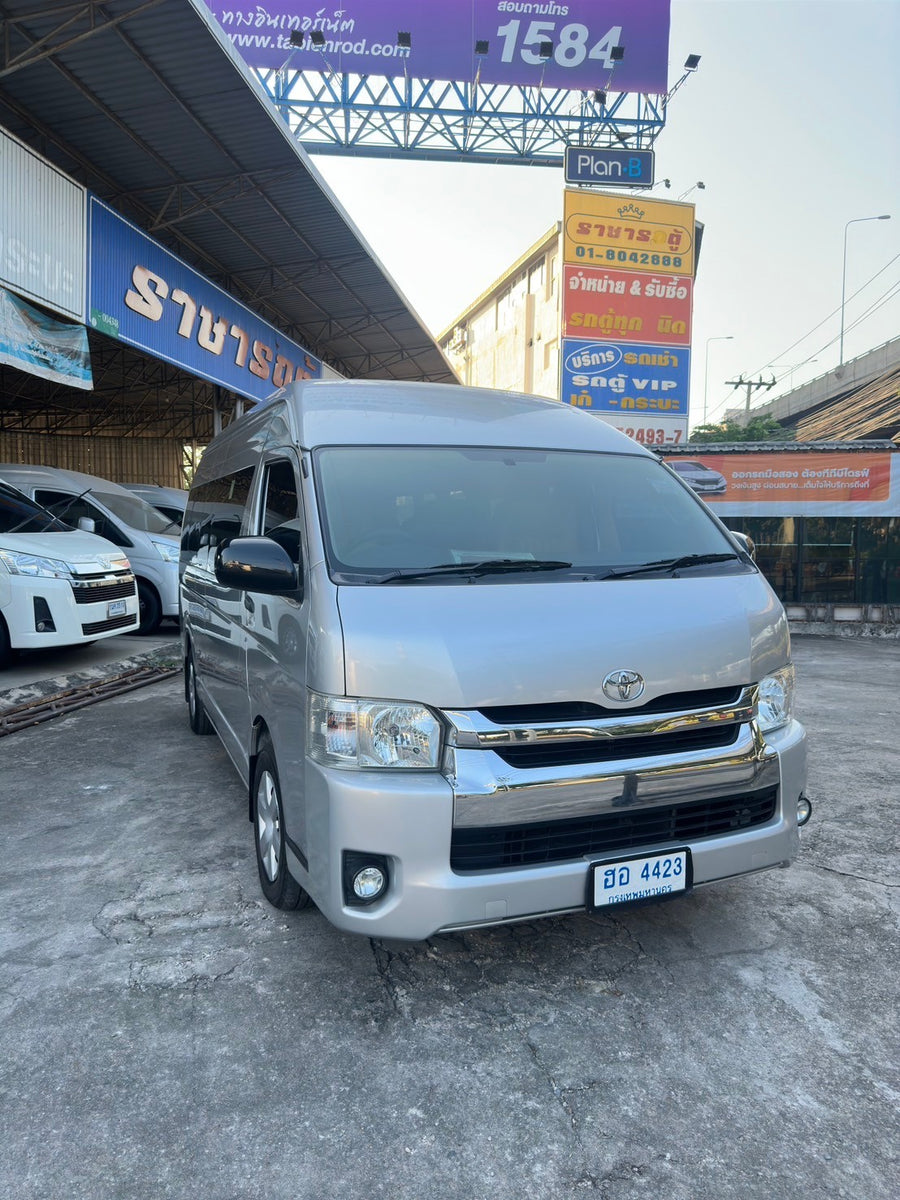 Toyota Commuter 3.0 Auto 2018 VIP ราคา 949,000 ฮอ4423