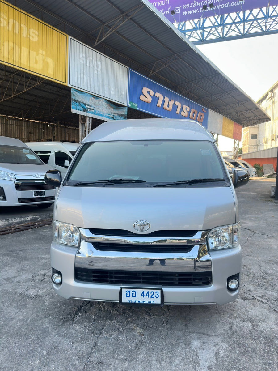 Toyota Commuter 3.0 Auto 2018 VIP ราคา 949,000 ฮอ4423