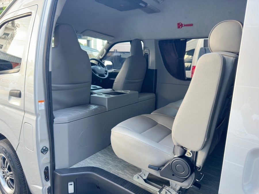 Toyota Commuter 3.0 เกียร์ออโต้ 2018จด2019 ขาย879,000 ฮอ6360