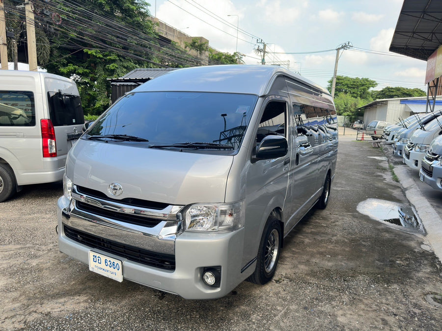 Toyota Commuter 3.0 เกียร์ออโต้ 2018จด2019 ขาย879,000 ฮอ6360