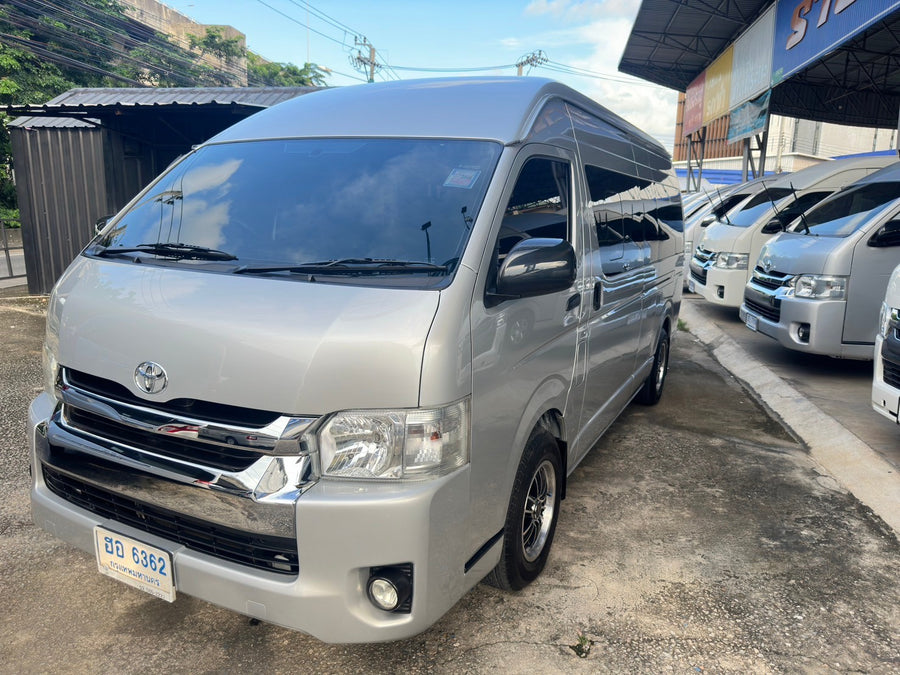 Toyota Commuter 3.0 เกียร์ออโต้ ปี 2018จด2019 ขาย 879,000 ฮอ 6362