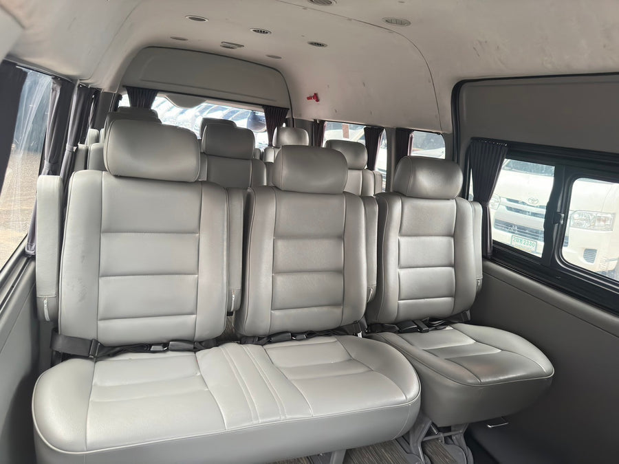 Toyota Commuter 3.0 AT 2018 จด 2019 ไมล์ 8 หมื่นโล แท้ๆๆ ฮอ6366  (ขายแล้ว)