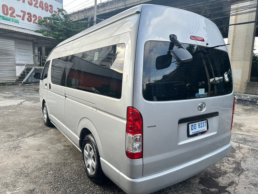 Toyota Commuter 3.0 MT 2019 ไมล์ 3 หมื่นโล แท้ ขาย 819,000 ฮอ 9237